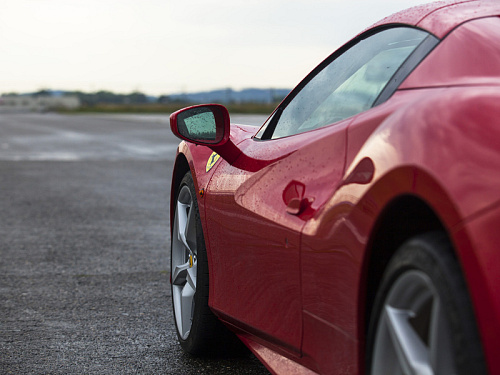 Jízda ve Ferrari 488 Spider na okruhu